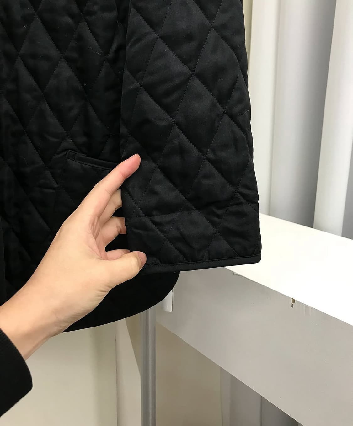 버버리 블랙 퀼팅 자켓 상품이미지4