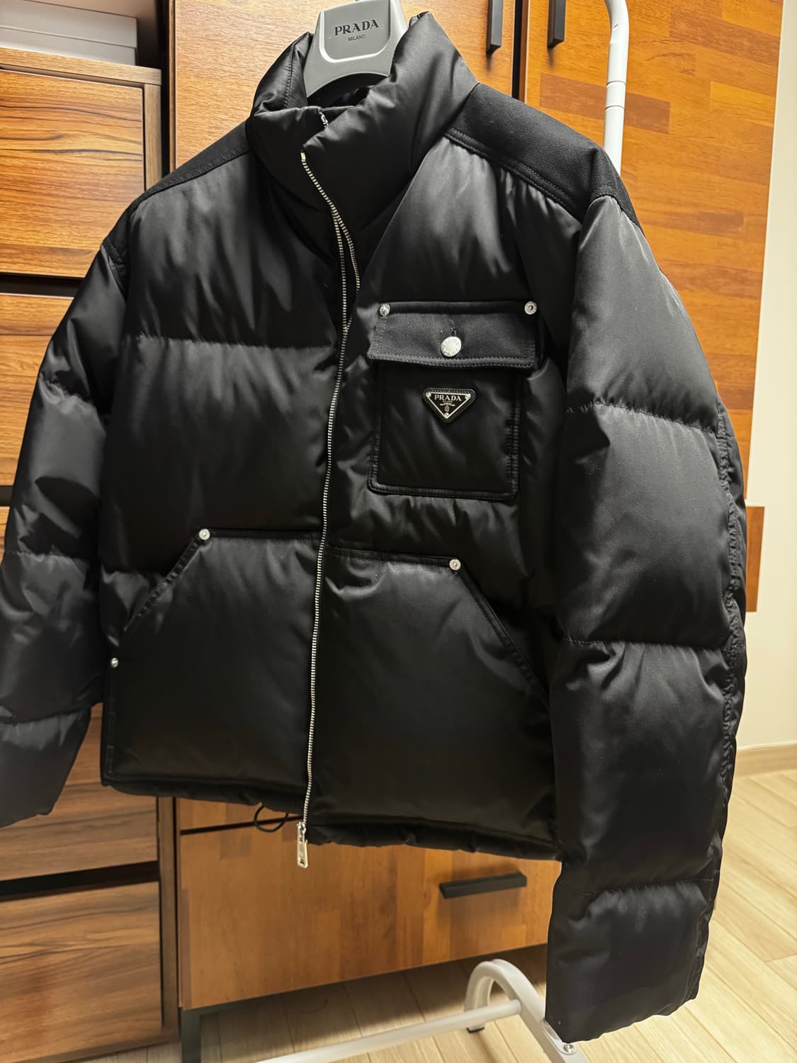 [m]프라다 리나일론 포켓 크롭 패딩 sgc584 상품이미지3