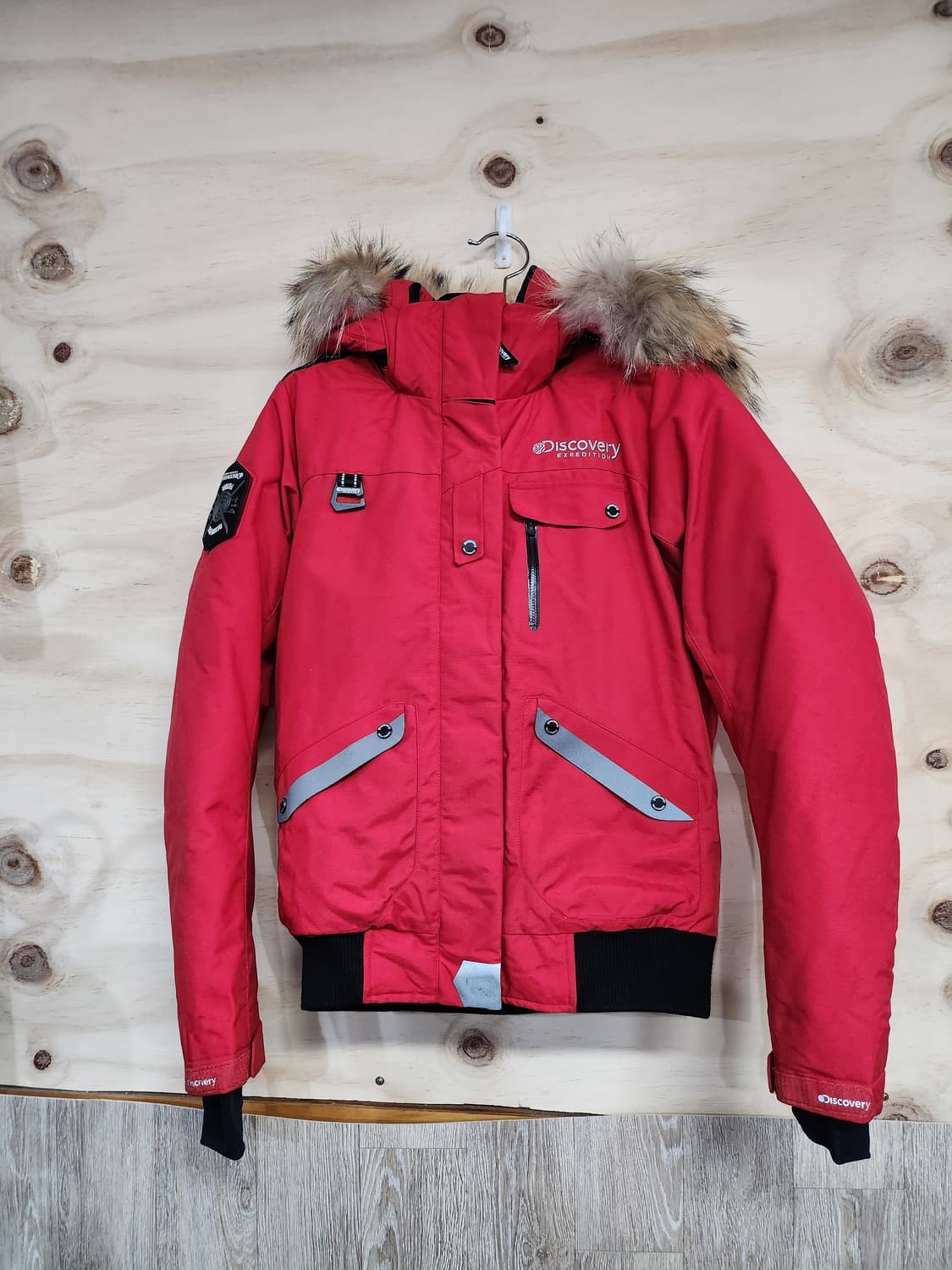 146) 디스커버리 구스다운 숏패딩 상품이미지1