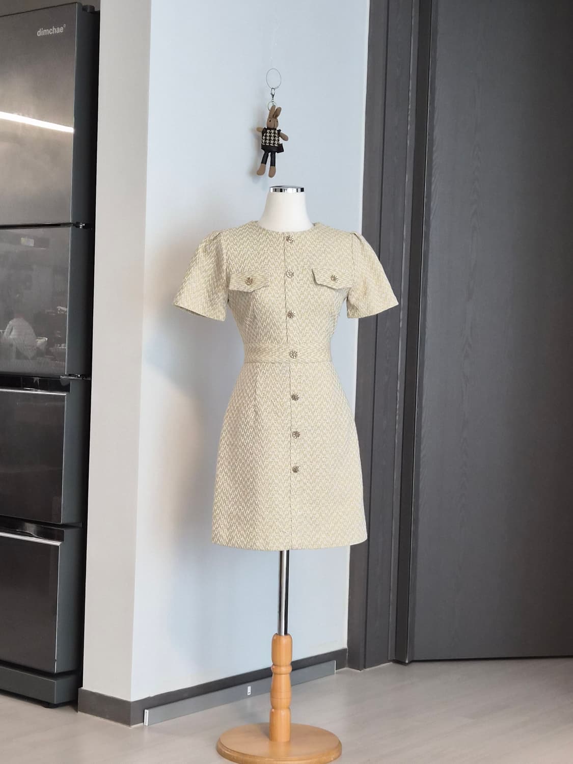 [REINE] 새상품 렌느 샴페인 골드 트위드 미니 원피스 (S사이즈) 상품이미지5