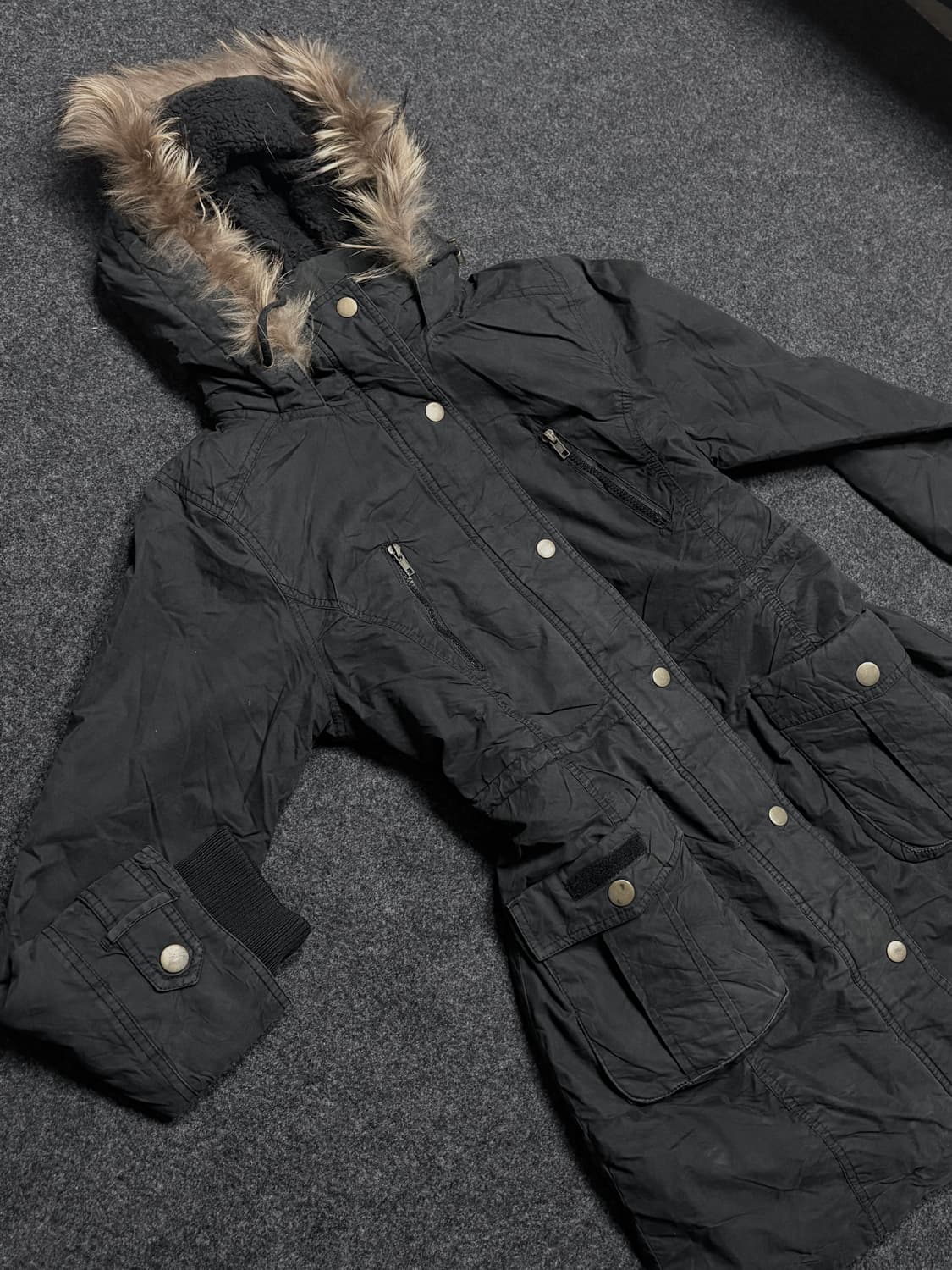 Vintage y2k Rock & Punk fur hood jacket 상품이미지4