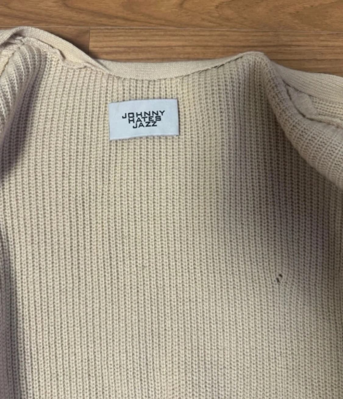 국내디자이너 브랜드 쟈니해잇재즈 베이지 디스트로이드 오버사이즈 가디건 상품이미지7