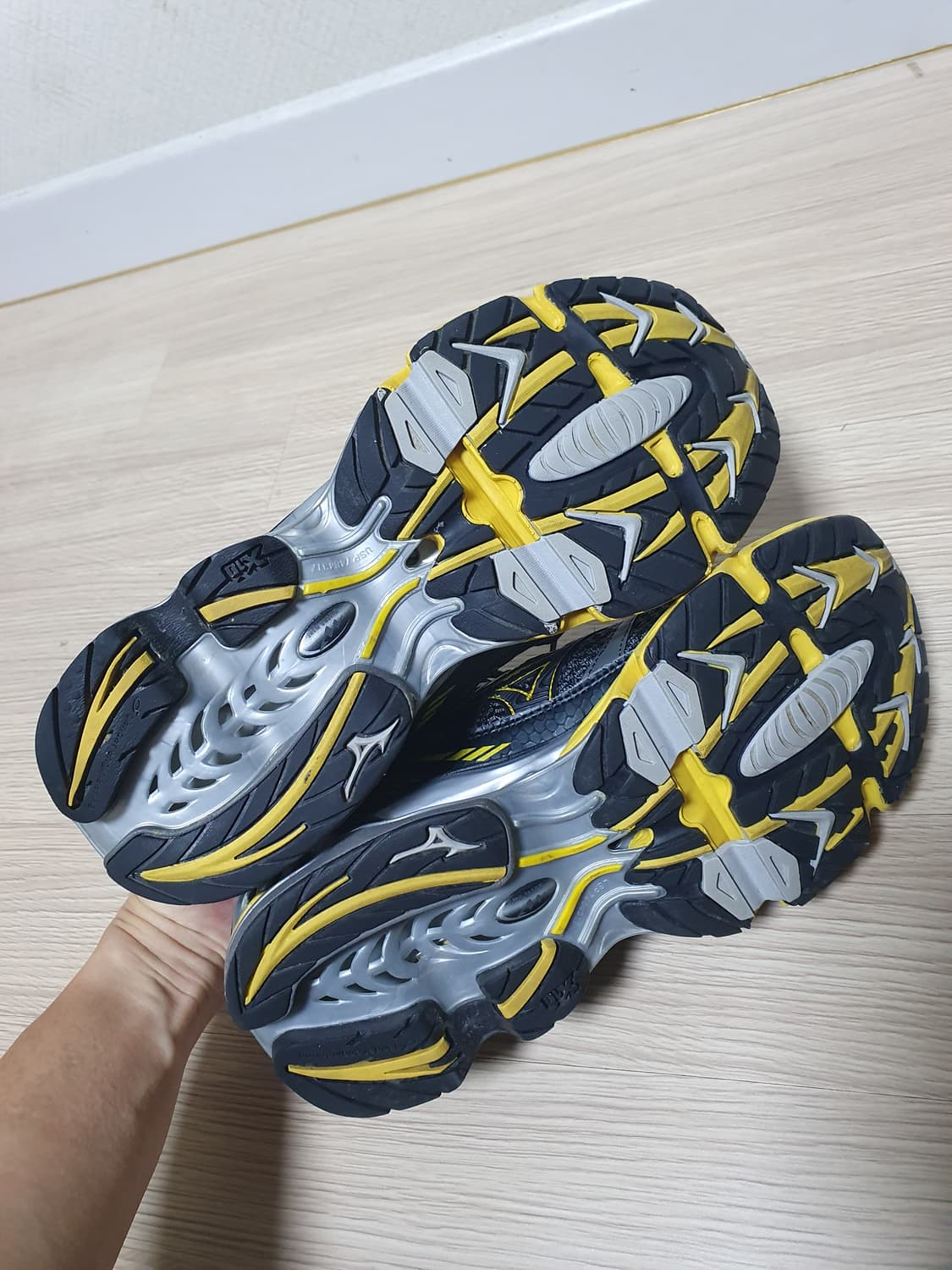 미즈노 크리에이션12 운동화 265 상품이미지7