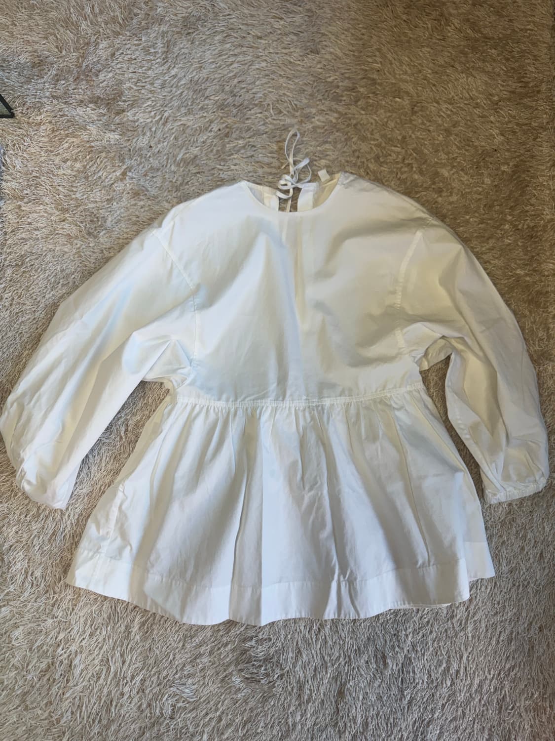 Cos 화이트 상의 상품이미지1