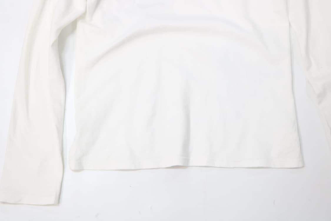 토네이도 마트 스컬 바로크 그래픽 브이넥 긴팔티셔츠 상품이미지9