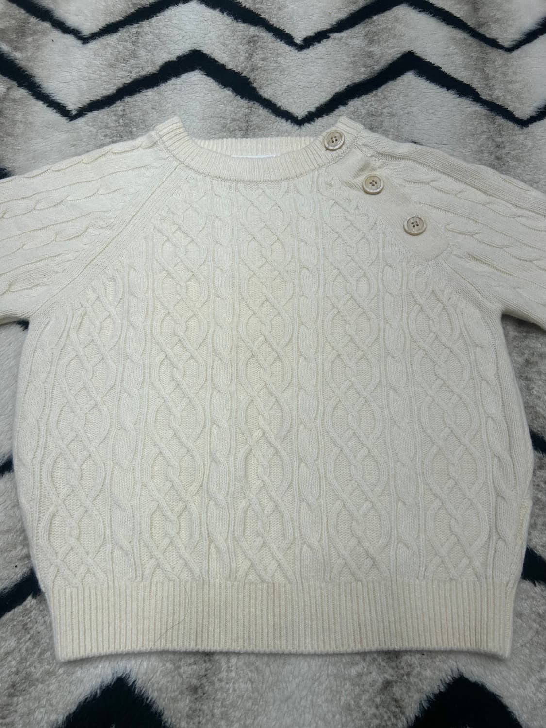 메이비베이비 디어리스트 라운트 크롭 꽈배기니트/아이보리 상품이미지3