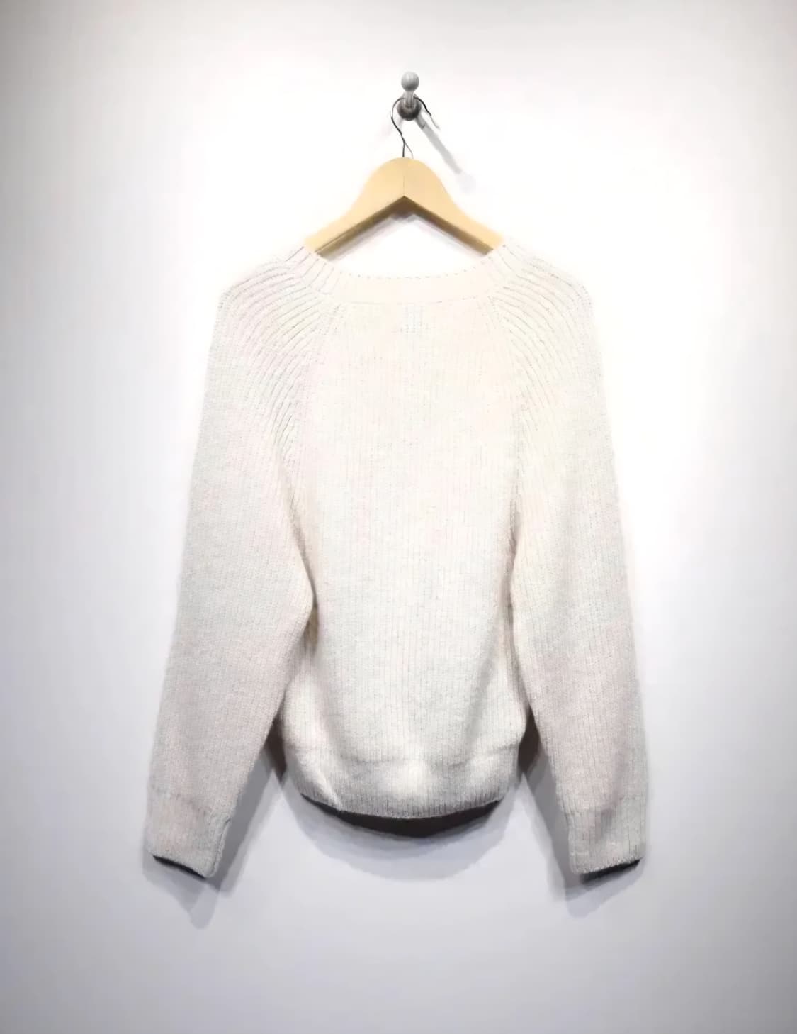 UMER 유메르 울 알파카 브이넥 니트 상품이미지2