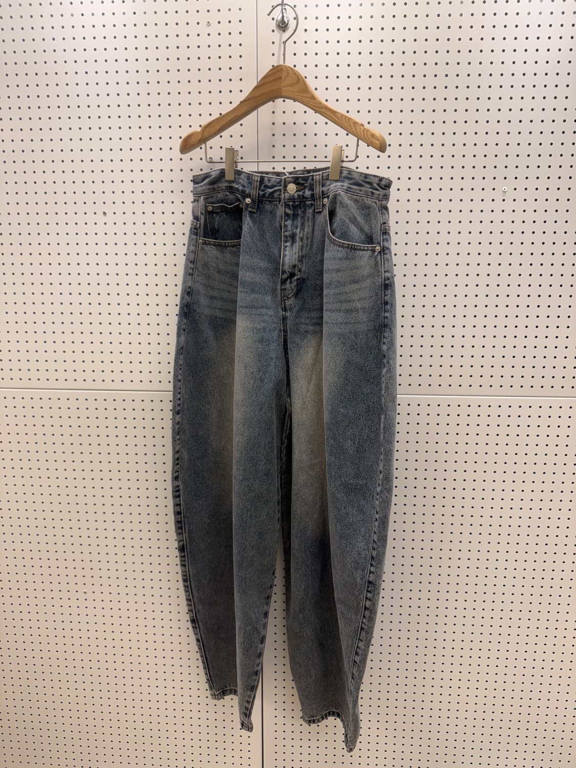 투톤 워시드 벌룬핏 데님 팬츠 U714 상품이미지3