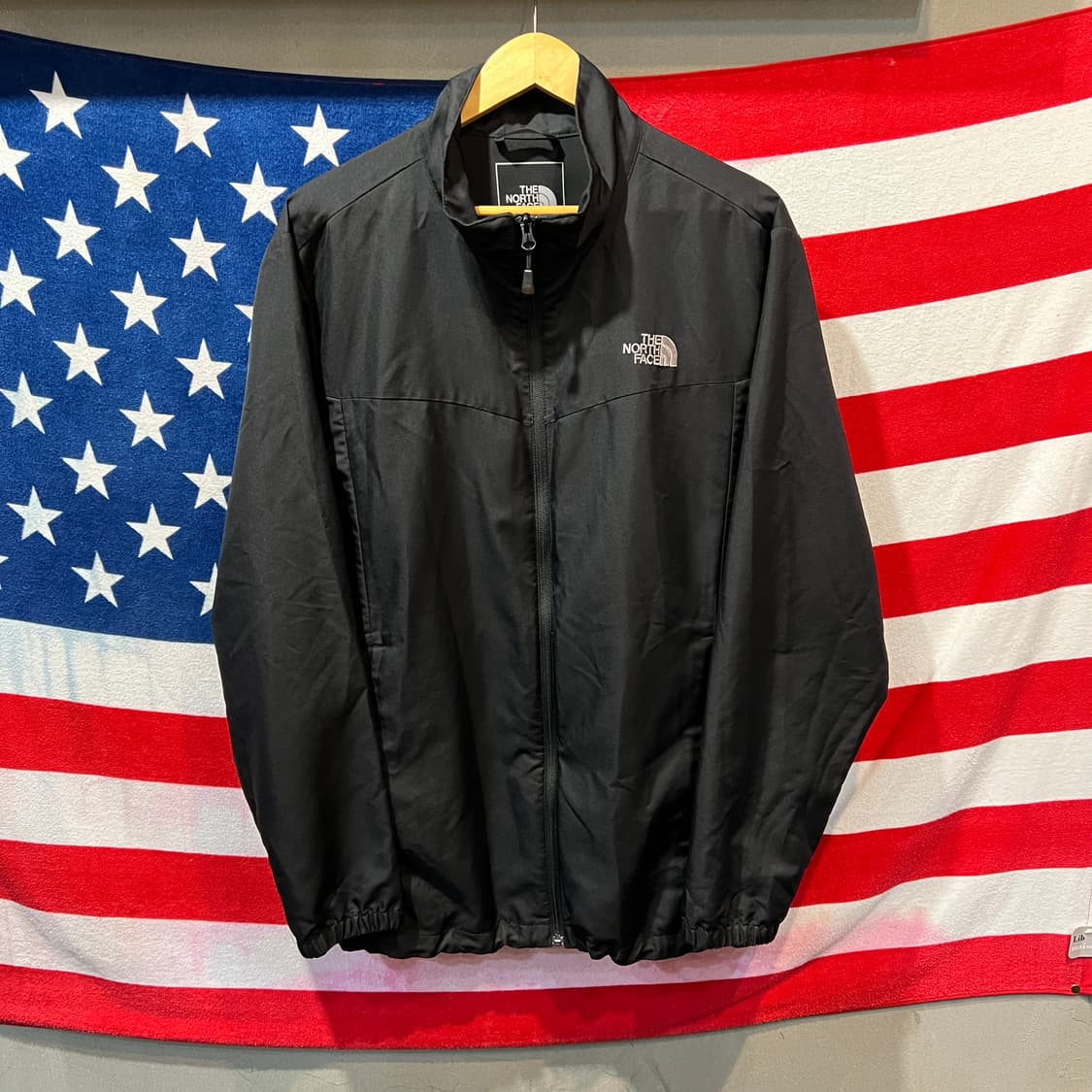 노스페이스 바람막이  상품이미지1