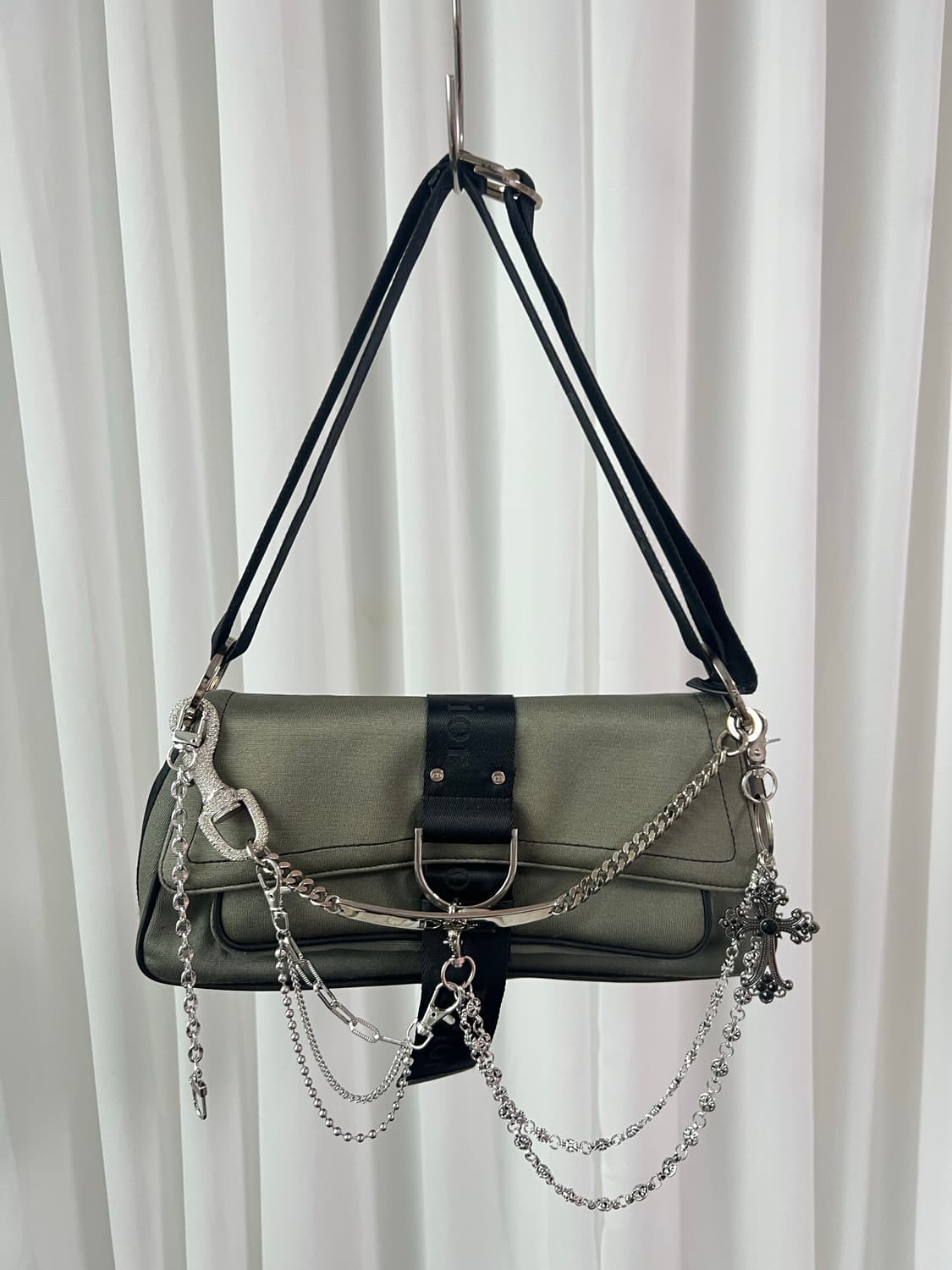 크리스찬 디올 FW03 하드코어 라인스톤 체인 숄더백 상품이미지2