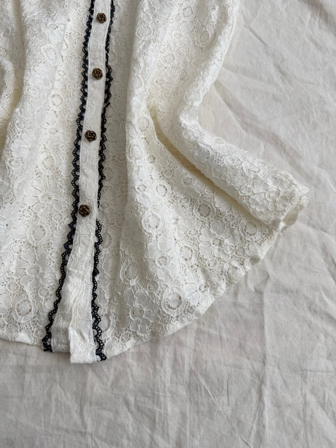 엑시즈팜 아이보리 레이스 페어리 러블리 슬리브리스 상품이미지3