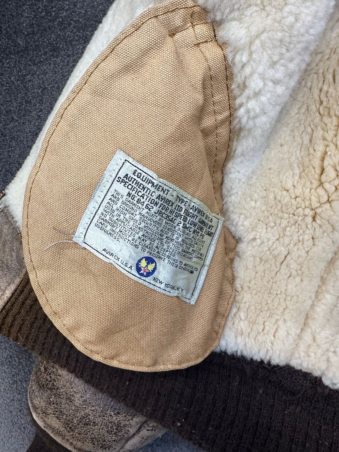 Avirex B-3 무스탕 자켓 40사이즈 L 상품이미지4