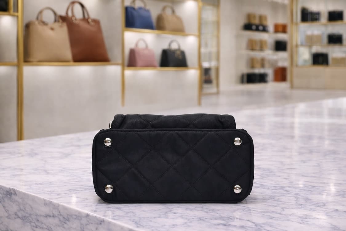 [A급] 프라다 테수토 삼각로고 나일론 백팩 판매합니다!!! 상품이미지3