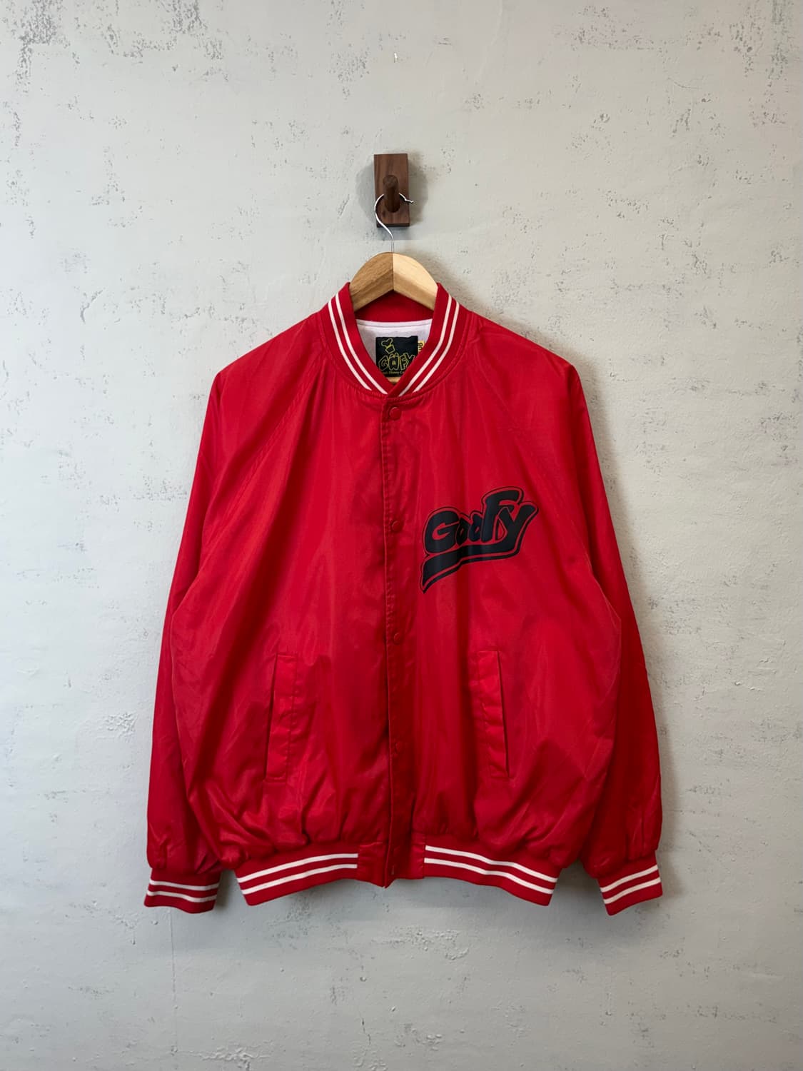 디즈니 90s 구피 스타디움 자켓 레드 상품이미지1