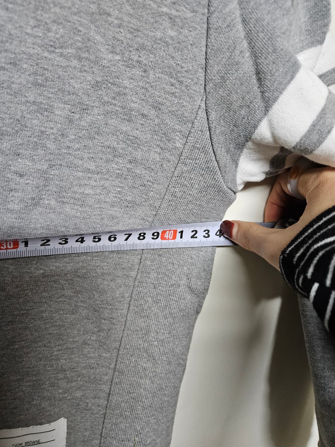 톰브라운 부티크 탑랭커 남성 4바 엔지니어드 저지 맨투 상품이미지3