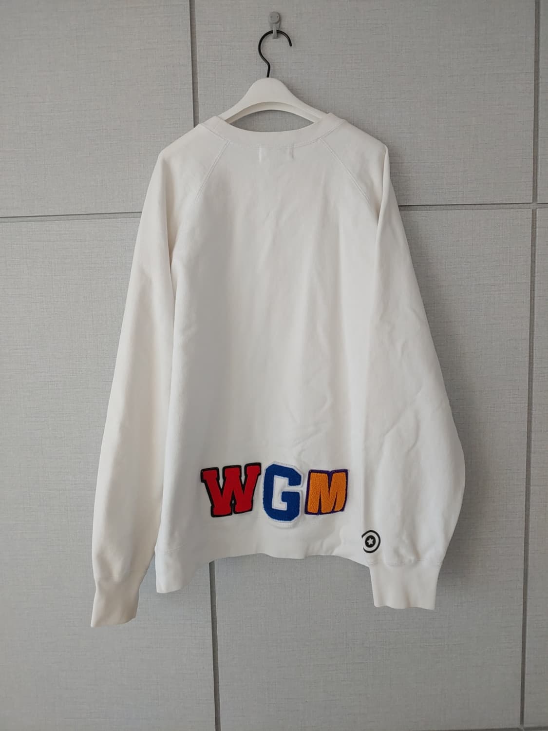 [2XL] 베이프 샤크 맨투맨 화이트 상품이미지2