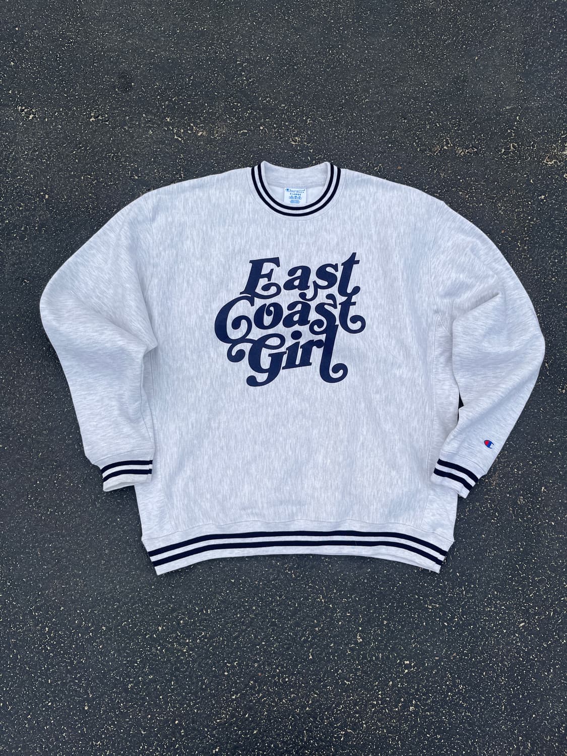 챔피온 x 바스툴 스포츠 East Coast Girl 리버스 위브 크루넥 상품이미지2