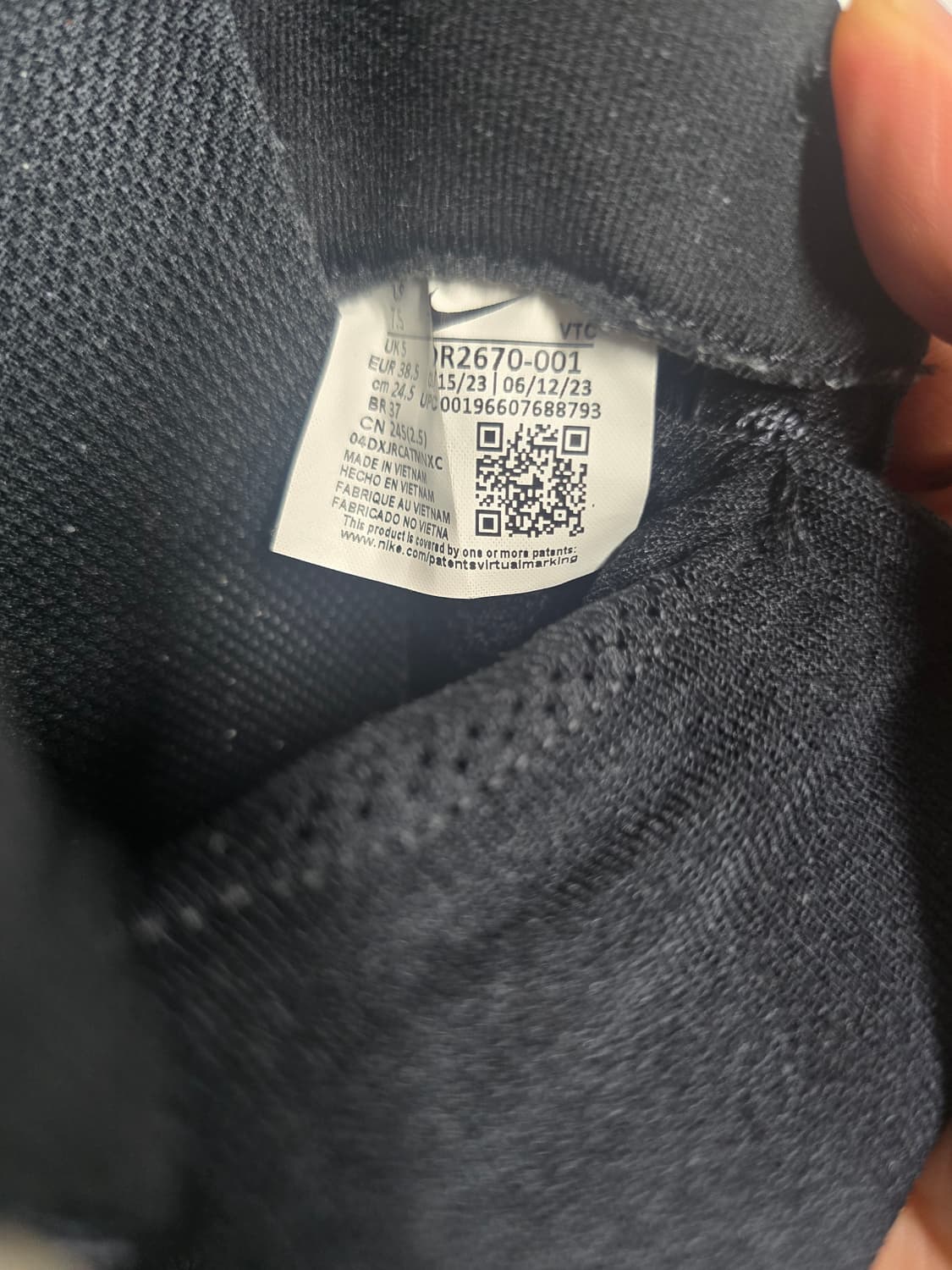 새상품급)나이키 리액트 인피니트 4 런닝화 상품이미지6