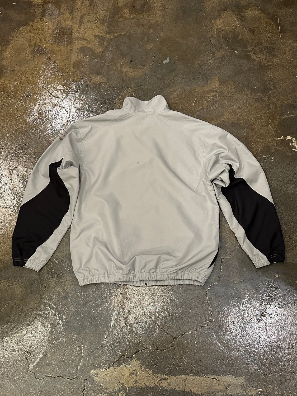 Nike Manchester United 실버 트레이닝 자켓 2000s 상품이미지2