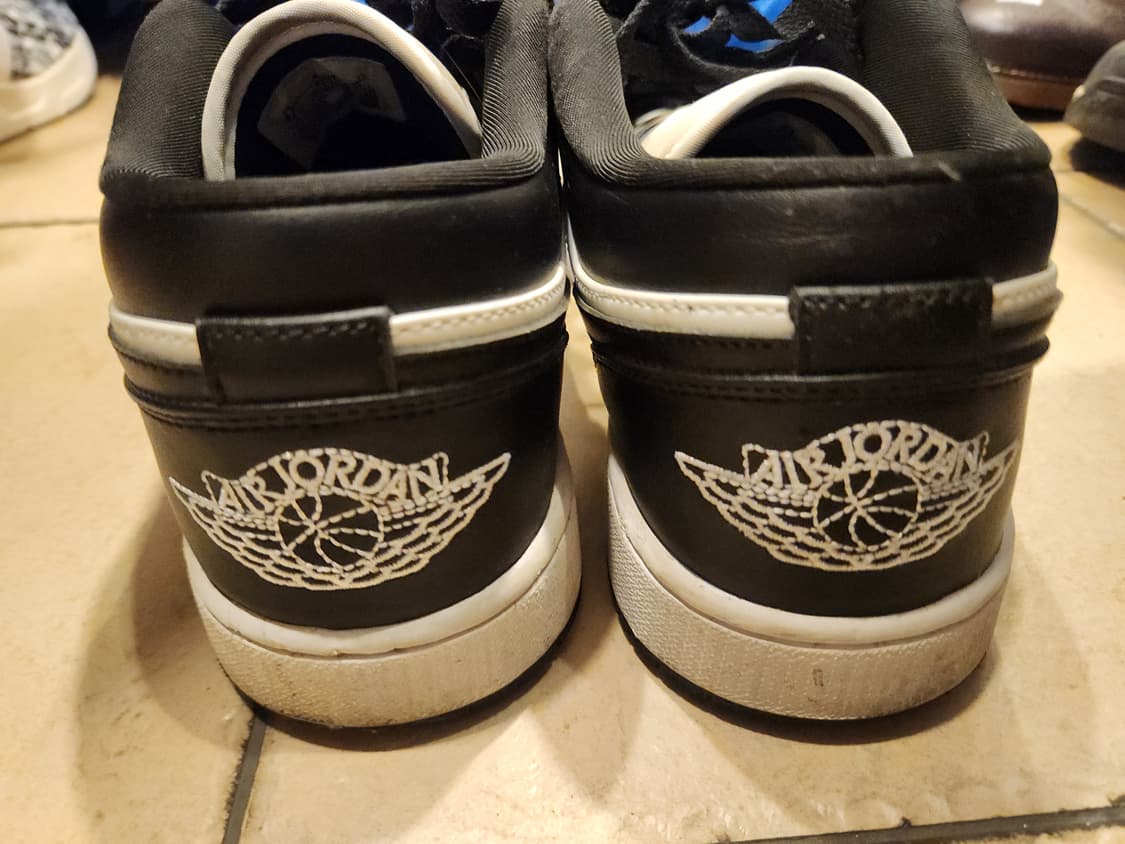 나이키 에어조던1 로우 블랙/화이트  상품이미지4