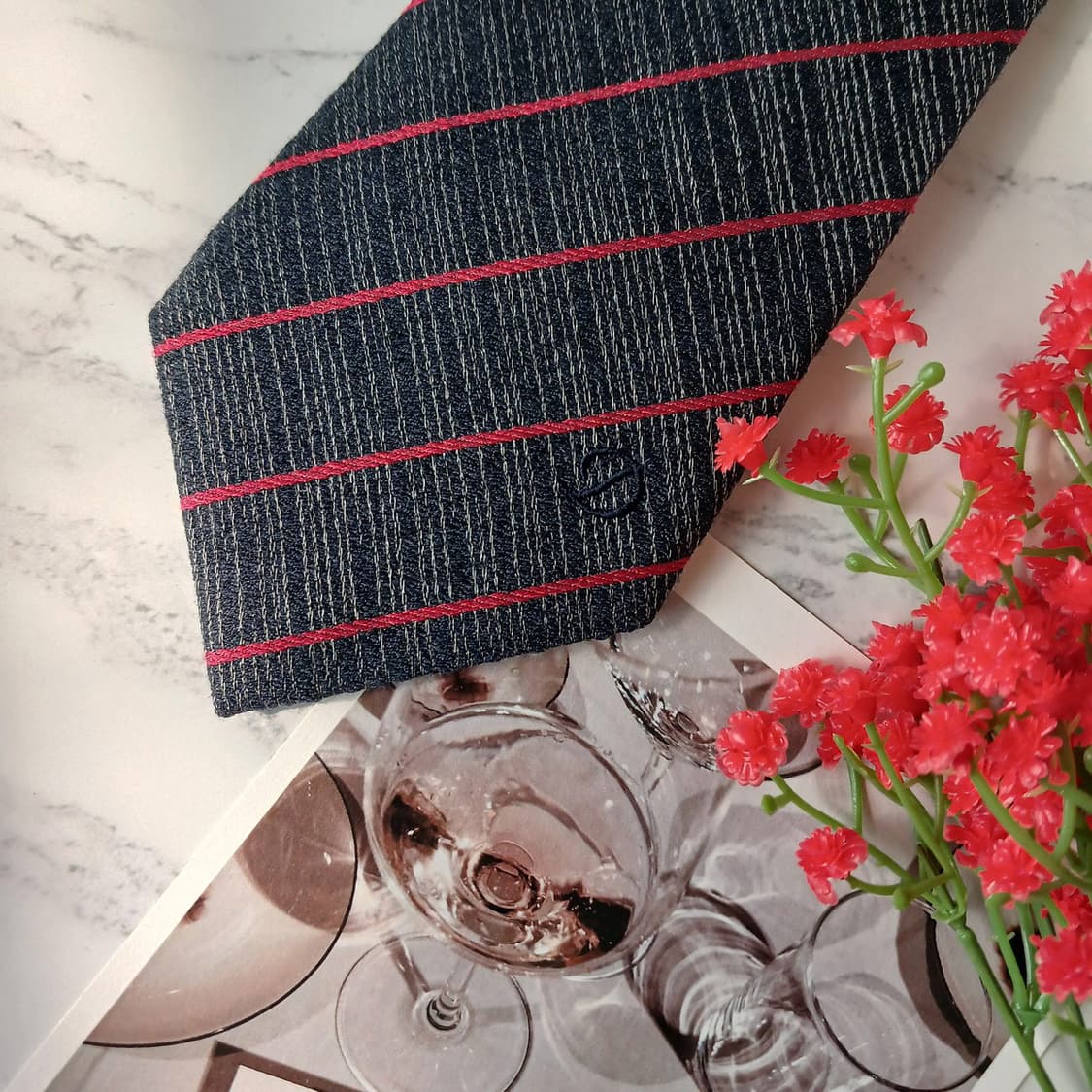 에스.티. 듀퐁 네이비 스트라이프 넥타이 8cm A+등급 E863
 상품이미지6