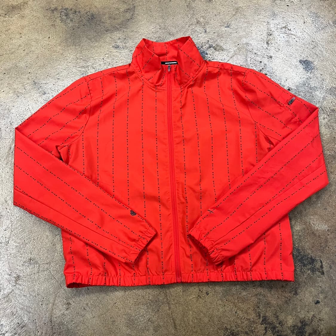 [정품/M] 나이키 러닝 바람막이 레드 NIKE 로고 패턴 b17 상품이미지2