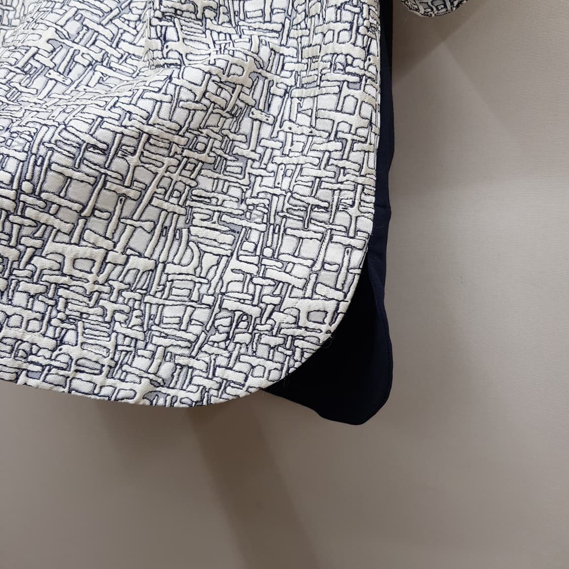 아크리스 펀토(AKRIS punto) 패턴 반팔 블라우스 M사이즈 상품이미지4