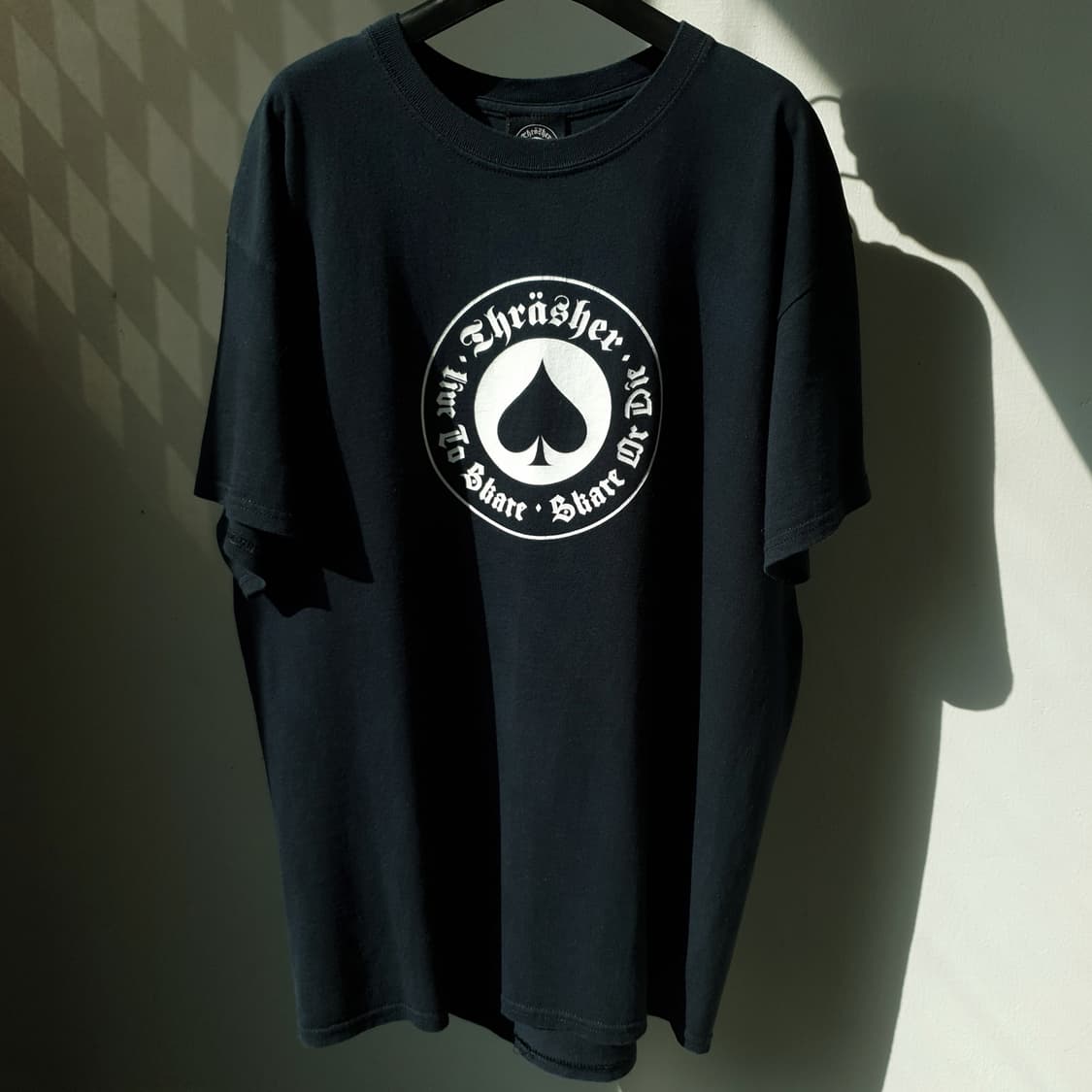 90, 00s TRASHER print tee 상품이미지1