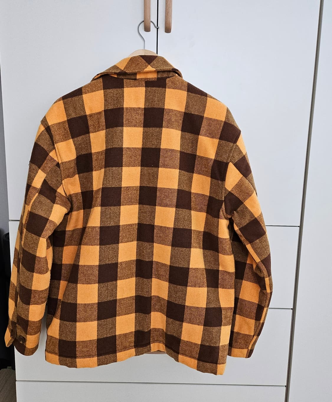 (새상품급) 뉴에라 캐주얼 체크자켓 모직자켓 누빔 열로우 남여공용 M 상품이미지2