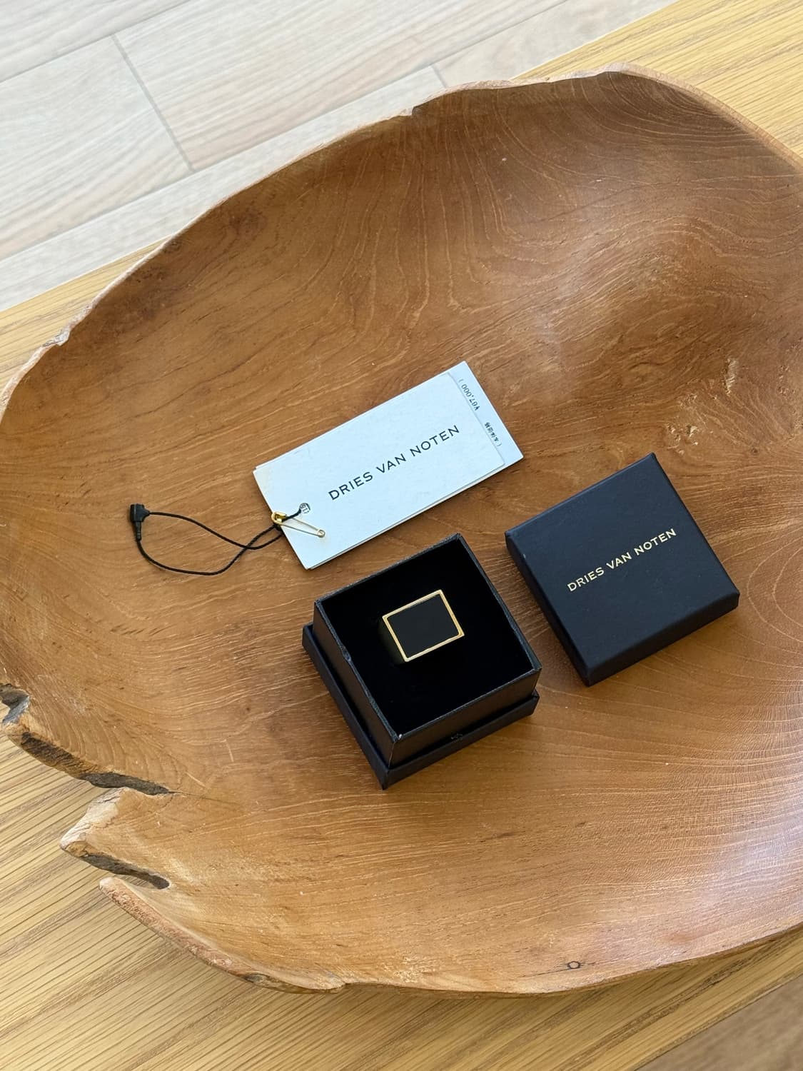 드리스 반 노튼 brass signet ring 상품이미지2