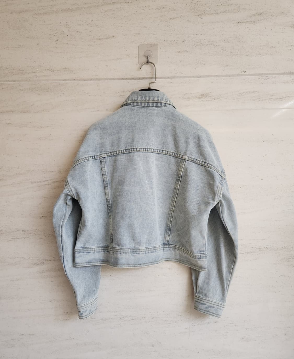 샤틴 쥬얼리와펜 크롭 데님자켓 상품이미지4