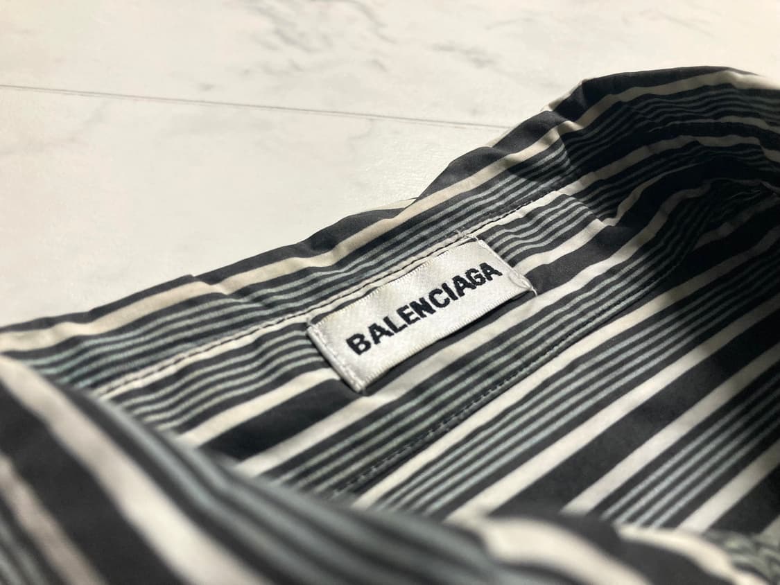 발렌시아가 백로고 오버핏 스트라이프 셔츠 100-105 상품이미지4