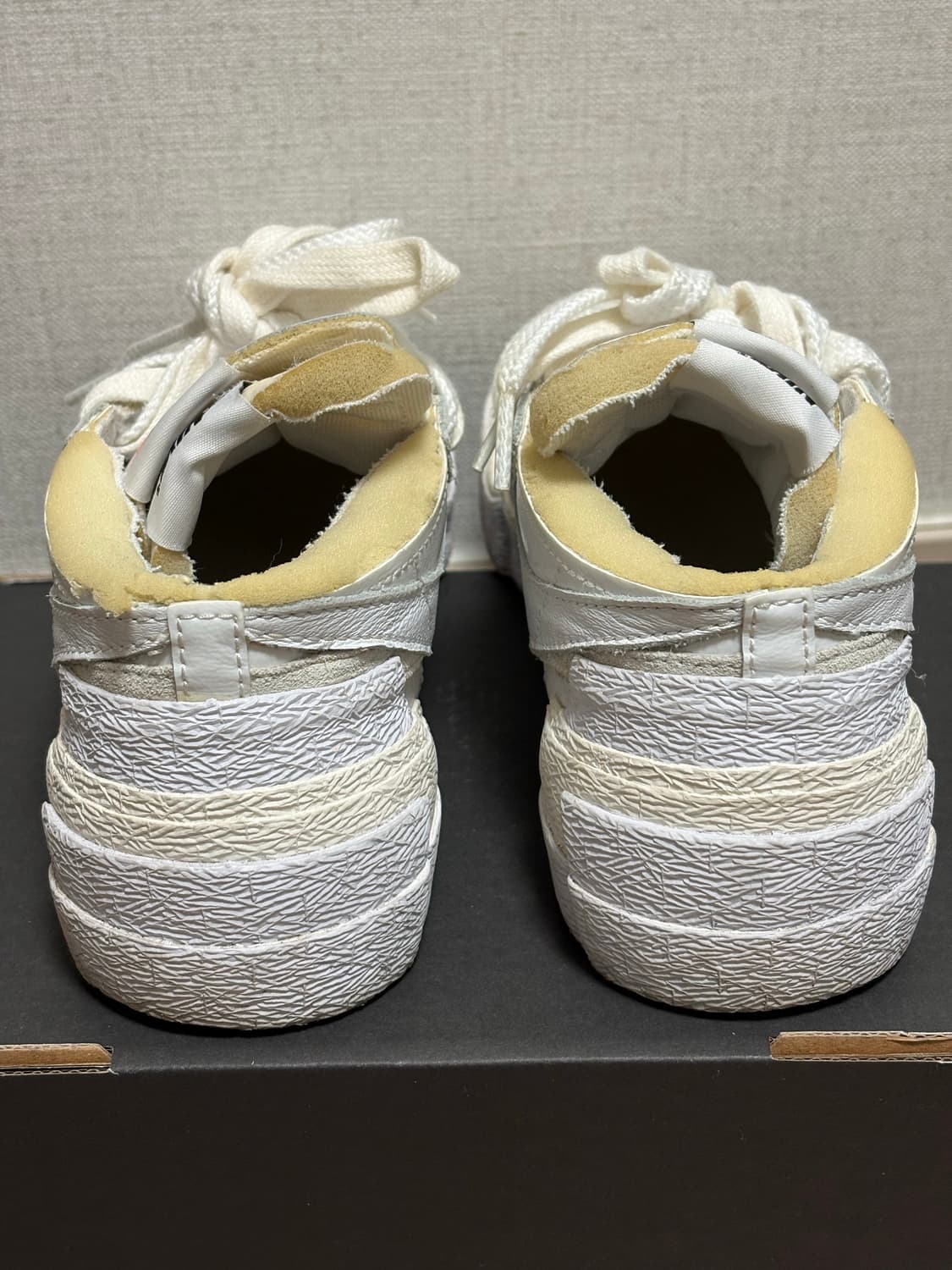 (235)나이키 X 사카이 블레이저 로우 화이트 페이턴트 레더 상품이미지3