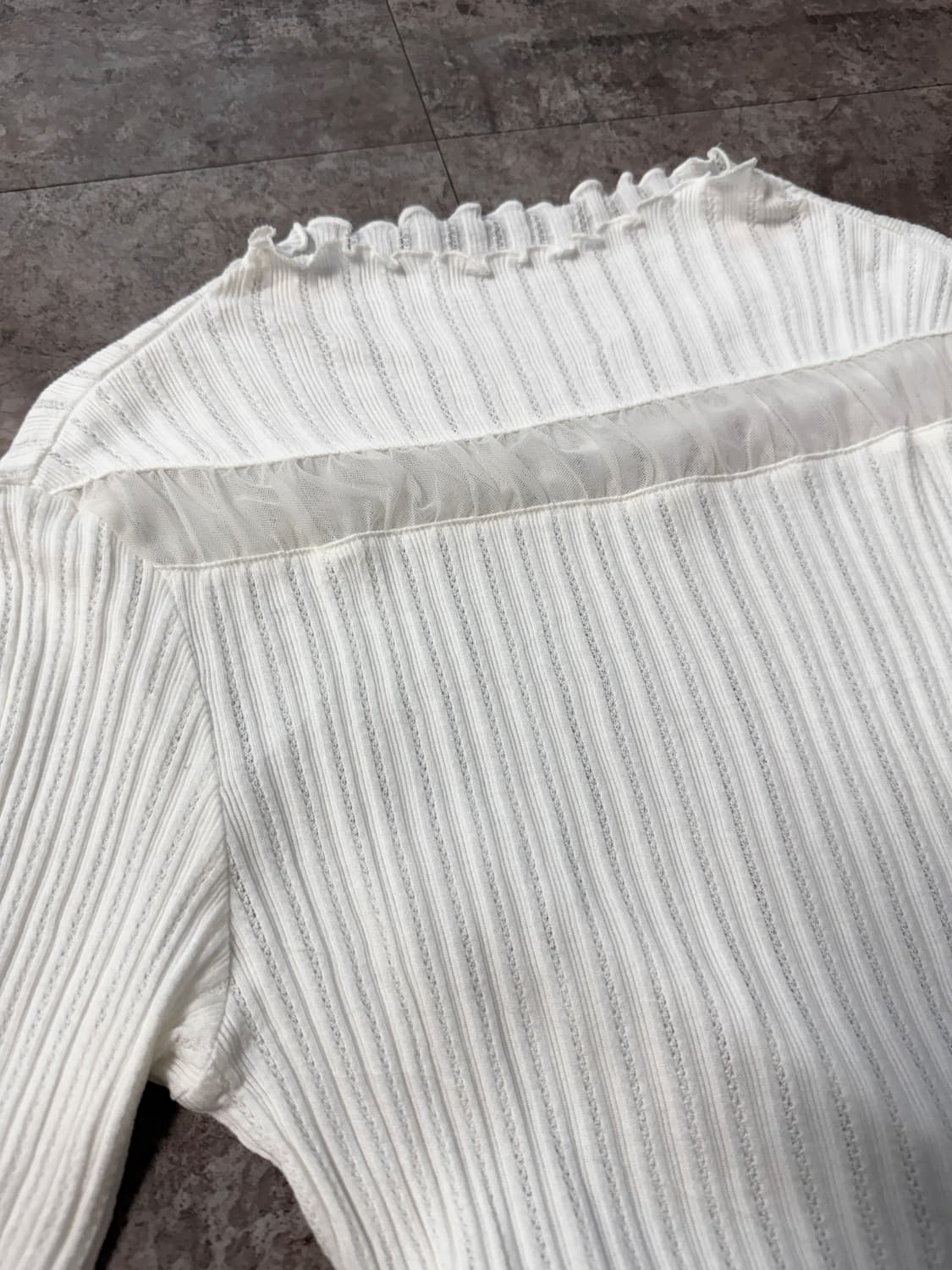 러플 넥 하프 슬리브 탑 상품이미지6