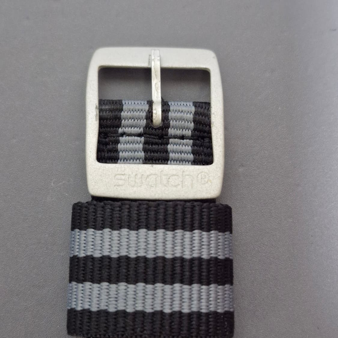 03) 스와치 아이러니 빅 ON TRACK 시계 상품이미지10