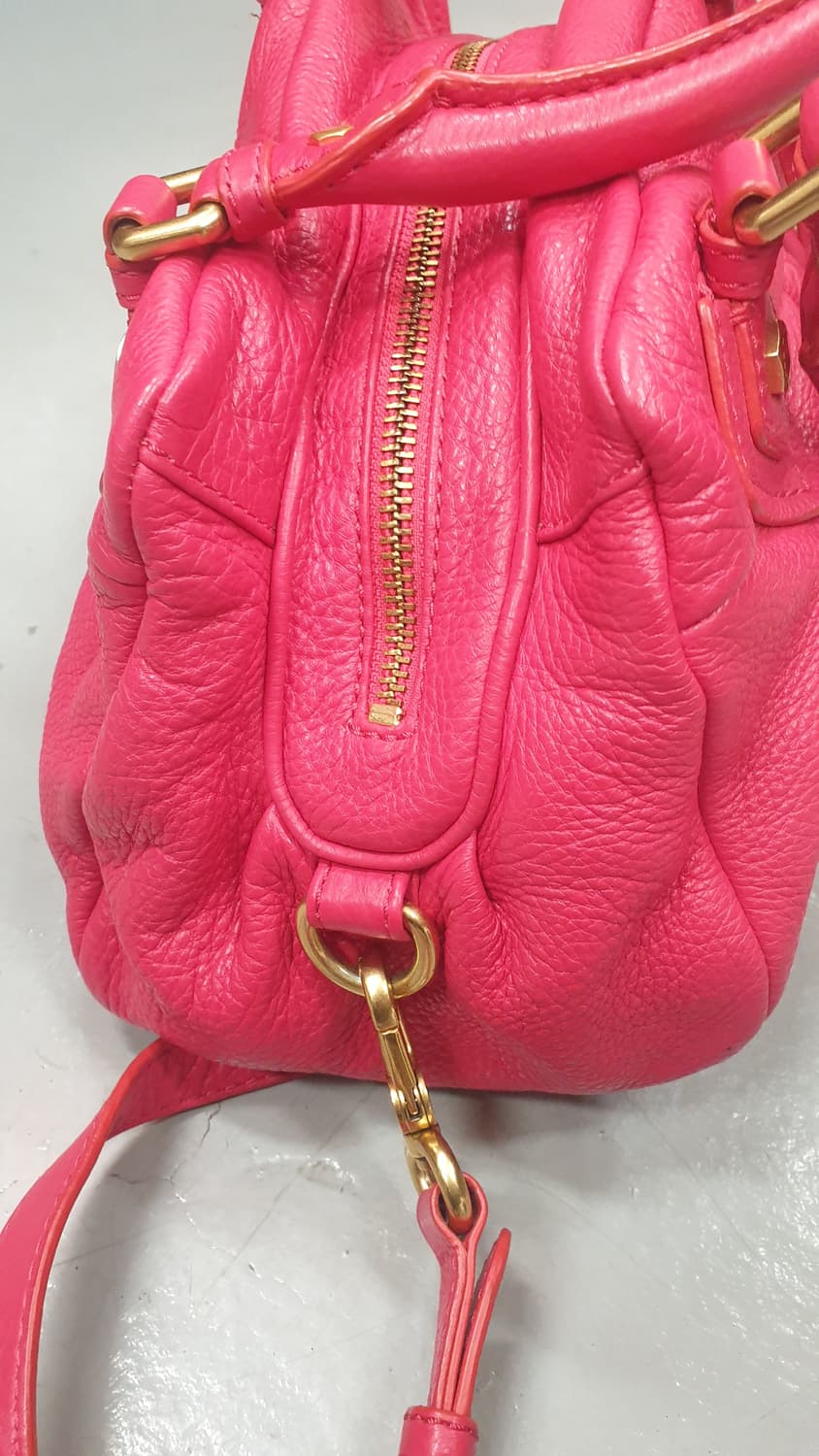 마크제이콥스 핫핑크 토트크로스백 상품이미지4