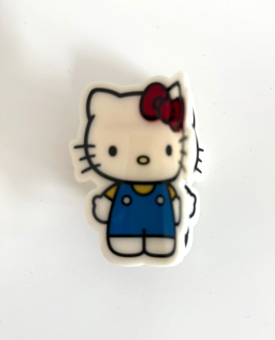 Zara 키즈x헬로키티 집게핀 상품이미지1