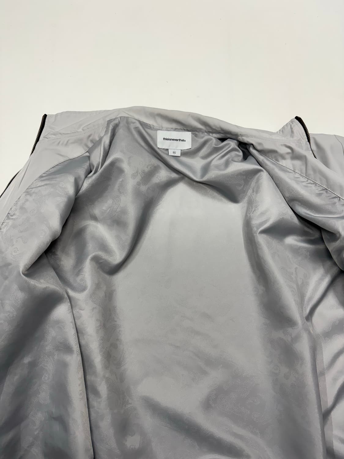 디스이즈네버댓 INTL Jacket Grey 바람막이 상품이미지9