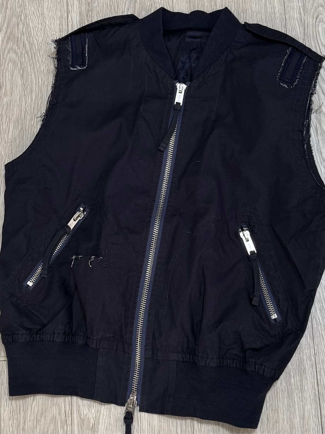 솔로이스트 컷오프 베스트 상품이미지2