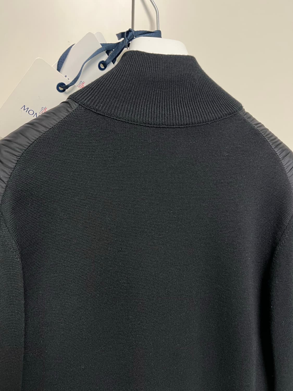 [L] 몽클레어 니트패딩 상품이미지4