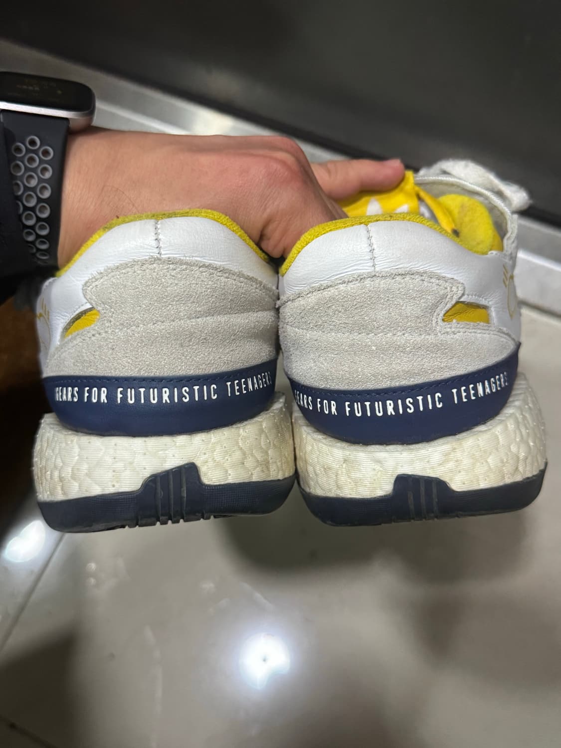 휴먼메이드 아디다스 콜라보 슈즈 상품이미지3