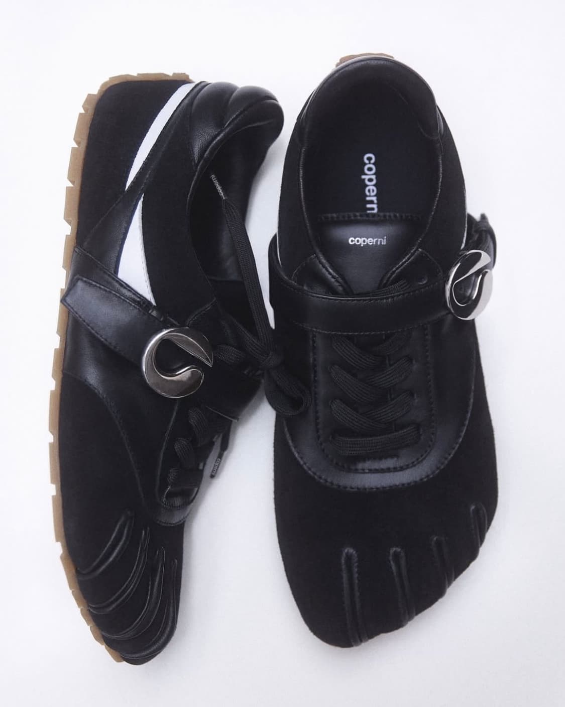 [36,37,38,39]코페르니 25fw 5T 핑거 스니커즈/블랙 상품이미지3