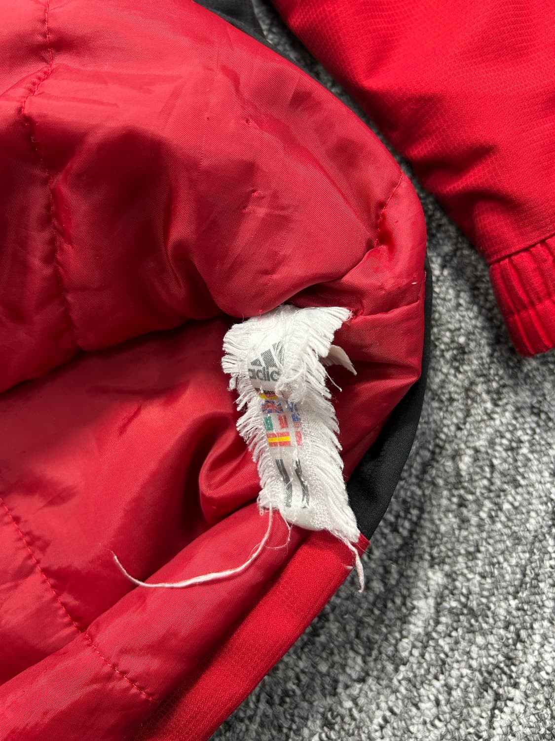아디다스 올드스쿨 레드 블랙 바람막이 점퍼 M 상품이미지8