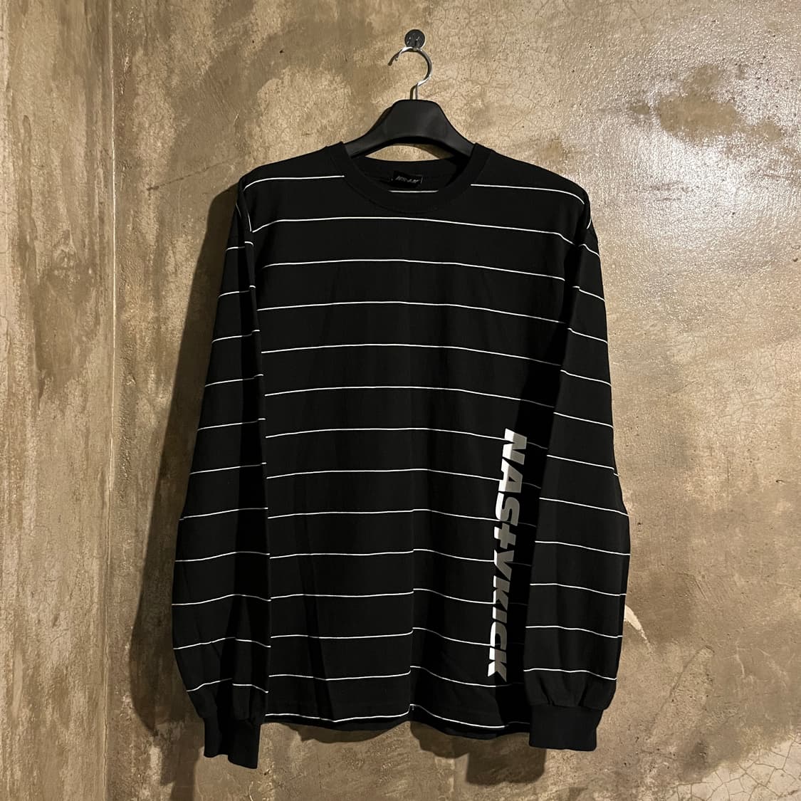 네스티킥 스트라이프 긴팔 상품이미지1