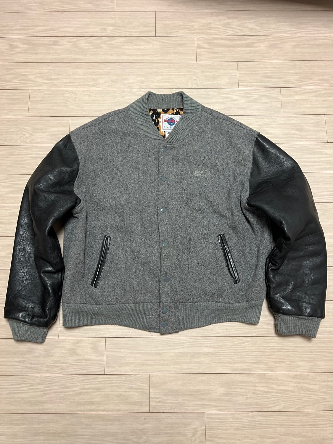 하드락카페 그레이 바시티 자켓 XL / 울 레더 슬리브 상품이미지2