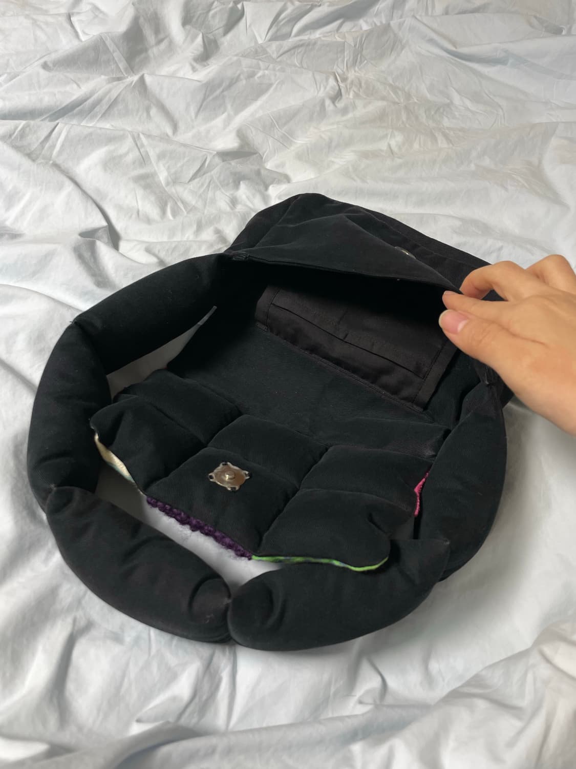 더뮤지엄비지터 쿠션 미니백 (택o) 상품이미지5