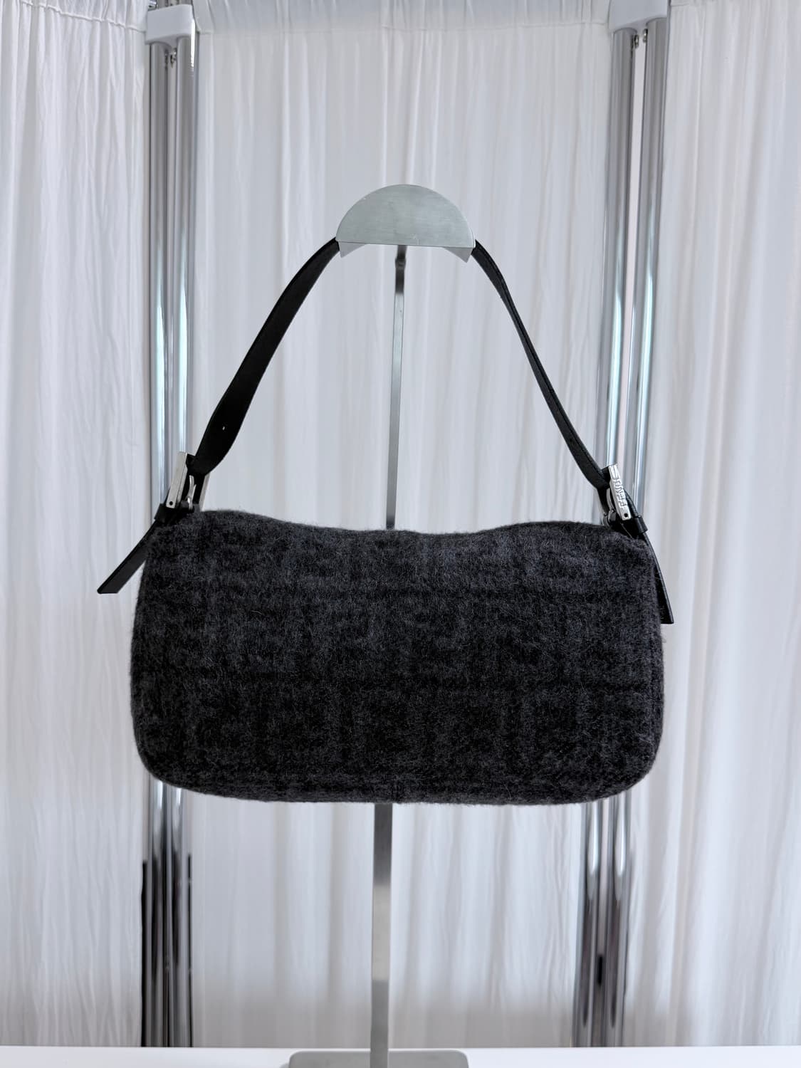 펜디 울 주카 바게트  상품이미지5