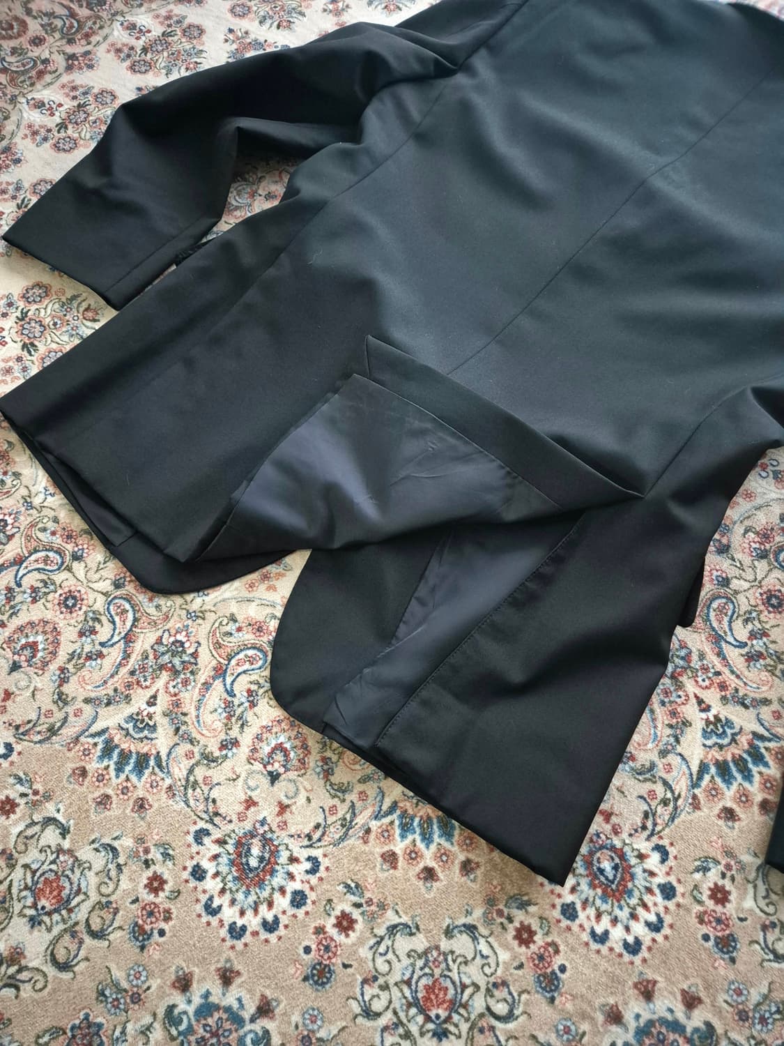 톰포드 구찌 3버튼 블레이져. 상품이미지2