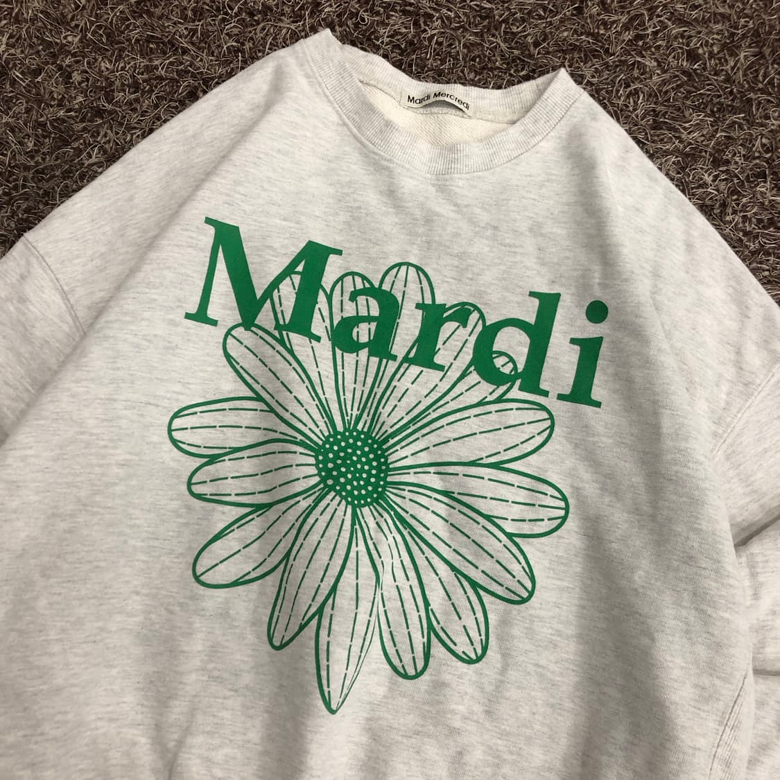 마르디 메크르디 맨투맨 스웻셔츠 상품이미지2