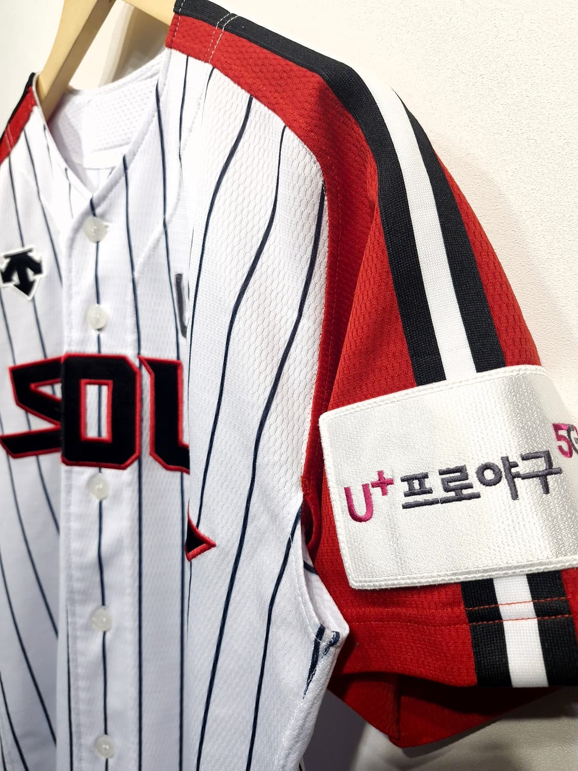 데상트 LG트윈스 어센틱 서울유니폼 채은성 마킹 상품이미지3